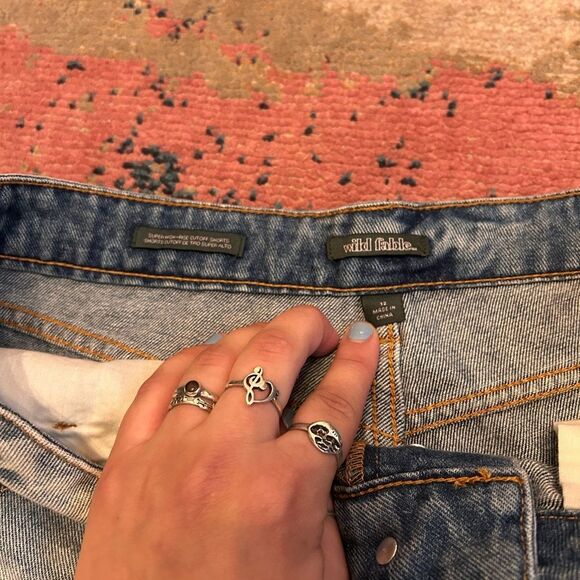 Wild Fable Blue Distressed Jean Shorts - Picture 4 of 6